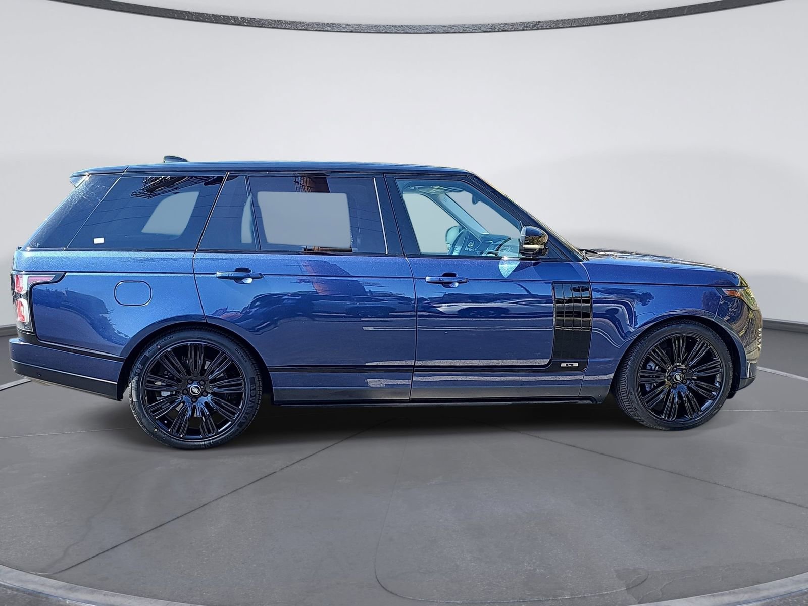 Used 2019 Land Rover Range Rover Long Wheelbase Supercharged AWD/4WD image 2