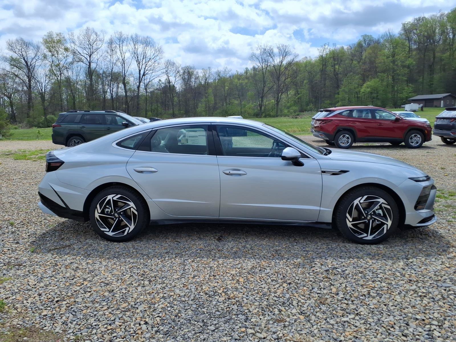 New 2026 Hyundai Sonata SEL AWD/4WD image 2