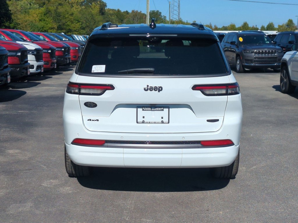 New 2027 Jeep Grand Cherokee L Summit AWD/4WD image 5
