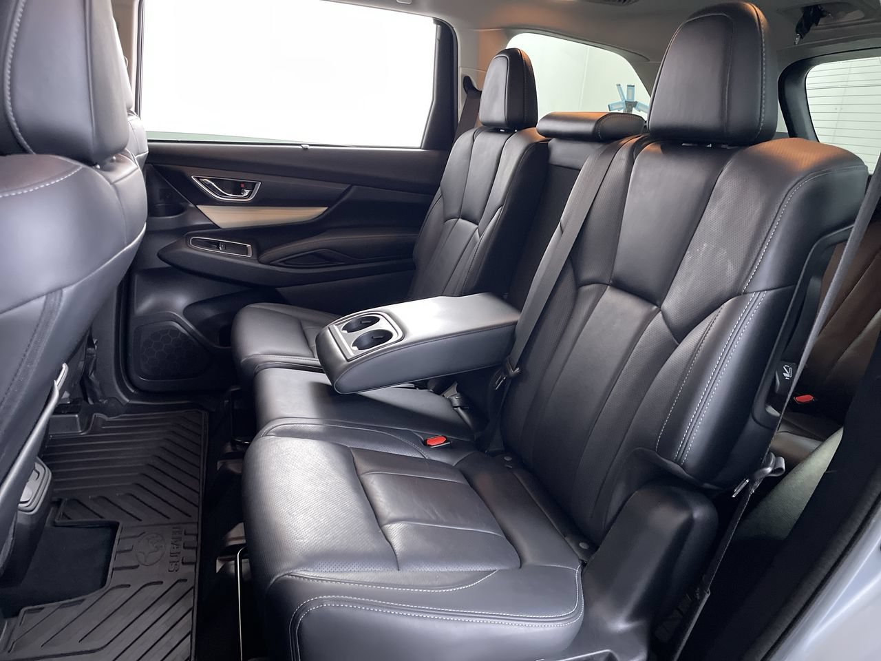 Used 2019 Subaru Ascent Limited AWD/4WD image 19