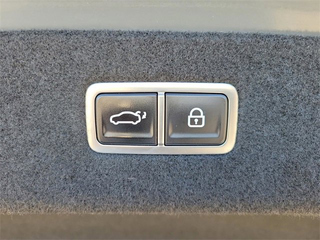 Used 2023 Genesis G90 3.5T image 24