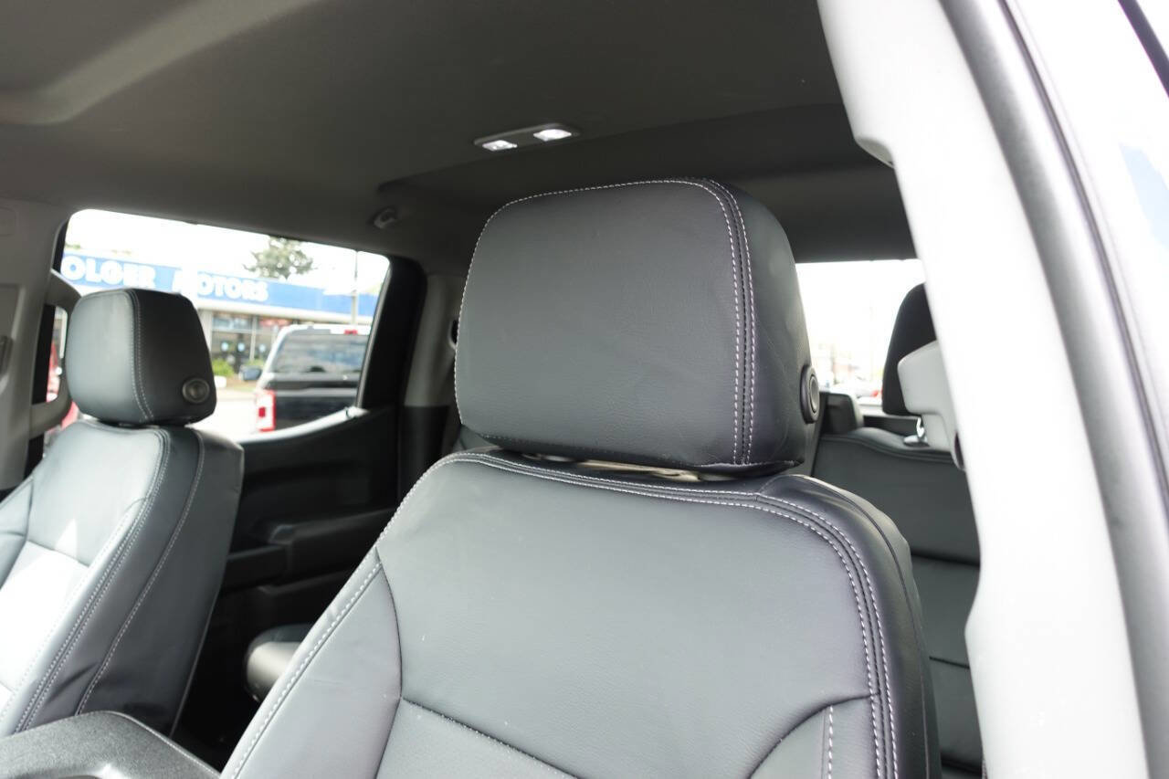 Used 2023 Chevrolet Silverado 1500 Custom w/ LPO, Dark Essentials Package AWD/4WD image 13