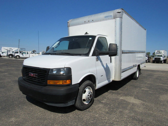 Used 2022 GMC Savana 3500 Extended w/ Power Convenience Package RWD image 6