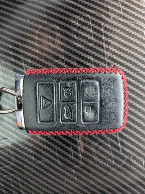 Used 2020 Land Rover Defender 110 SE AWD/4WD image 29