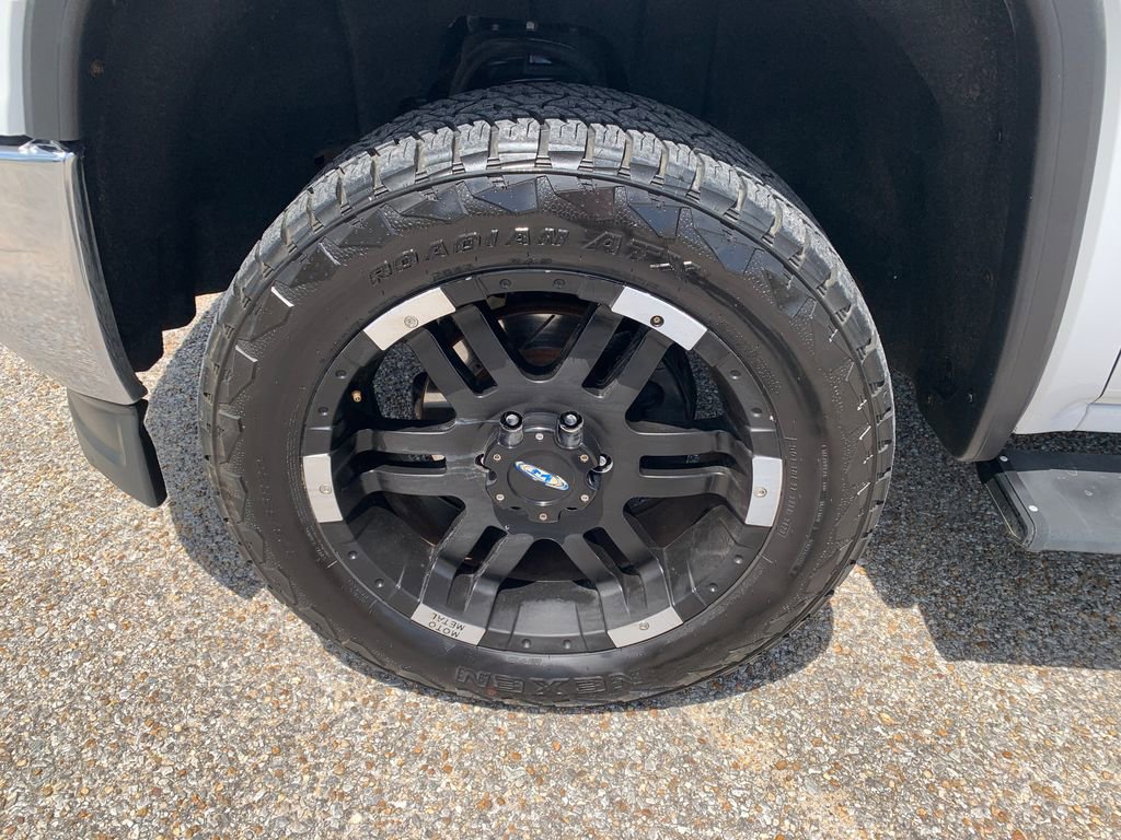 Used 2015 GMC Sierra 1500 2WD Regular Cab image 9