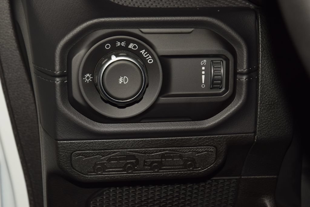 Used 2026 Jeep Wrangler Unlimited Rubicon AWD/4WD image 43
