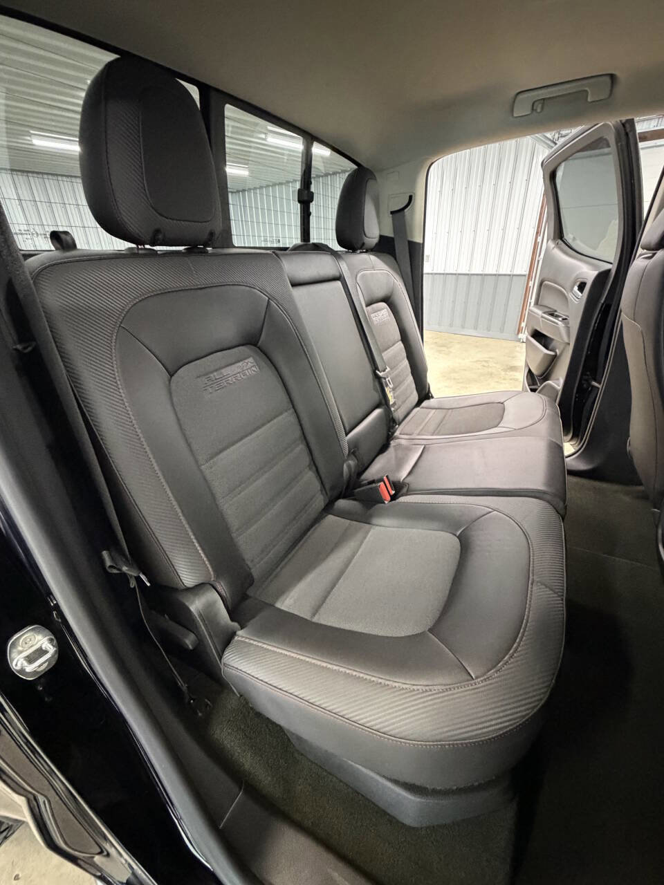 Used 2016 GMC Canyon SLE w/ All Terrain Adventure Package image 39