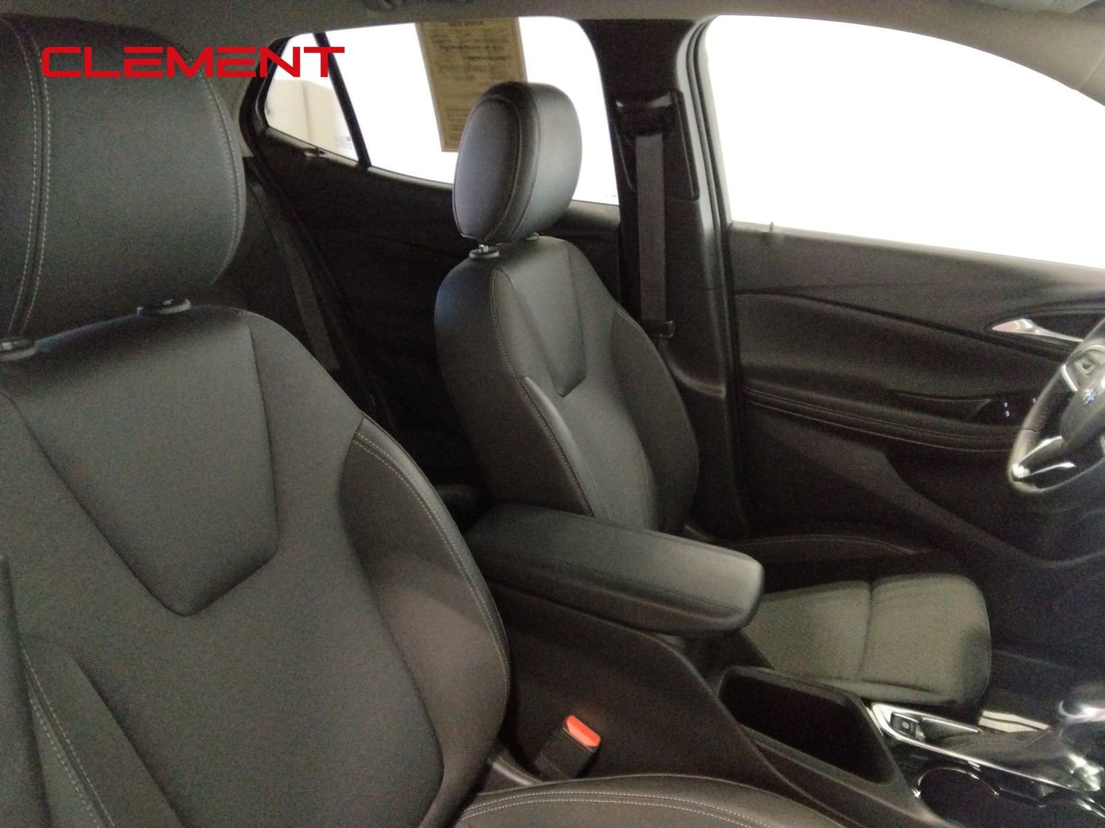 Used 2025 Buick Encore GX Preferred image 37