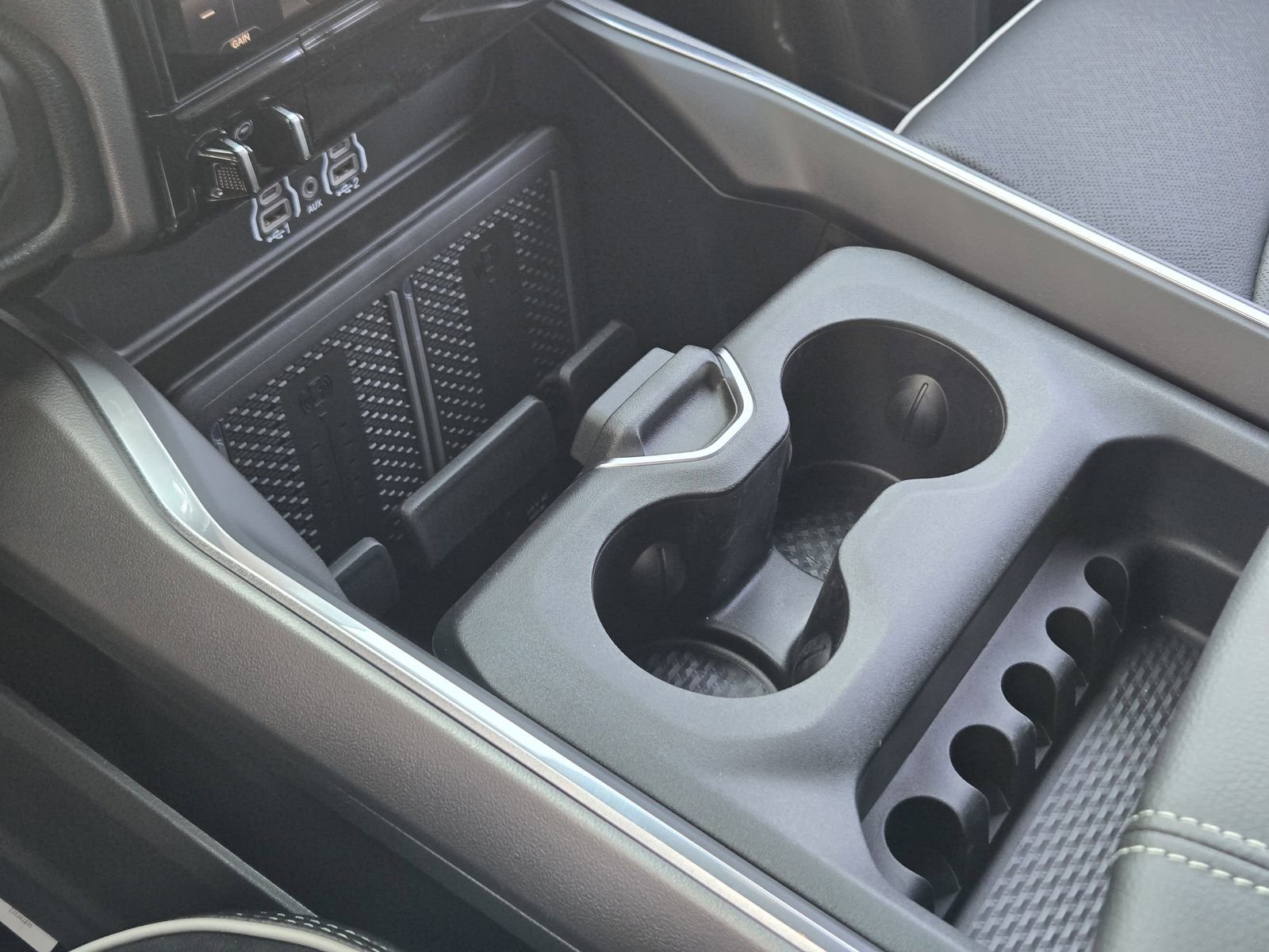 New 2026 RAM 2500 Laramie image 17