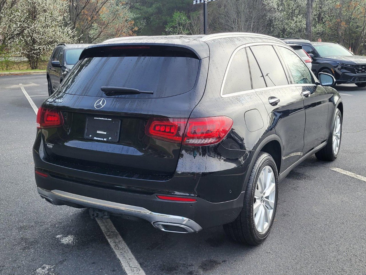 Used 2021 Mercedes-Benz GLC 300 image 2
