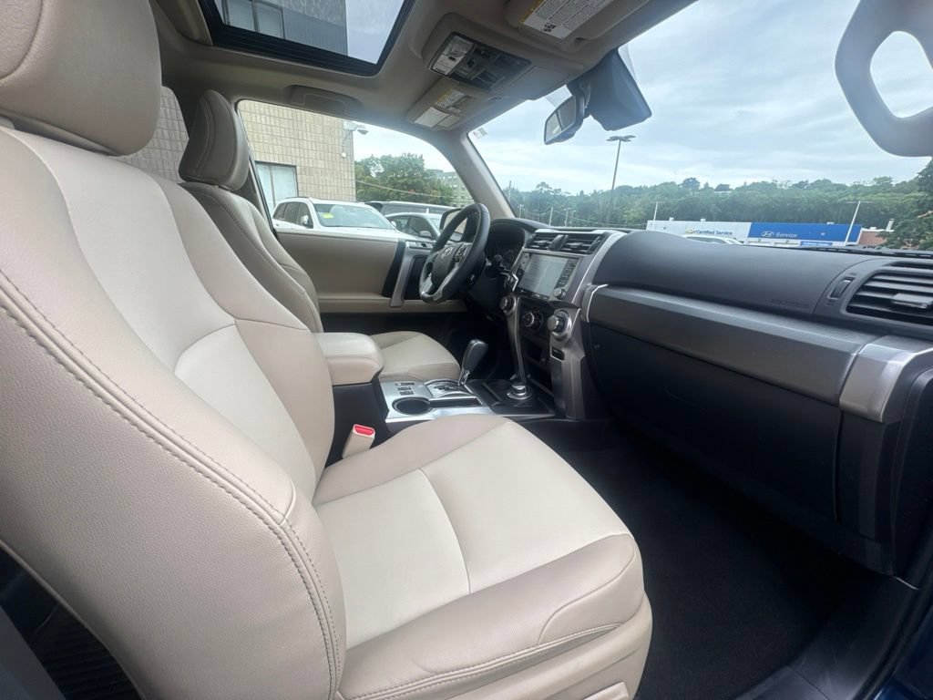 Used 2021 Toyota 4Runner SR5 Premium w/ Moonroof Package AWD/4WD image 53