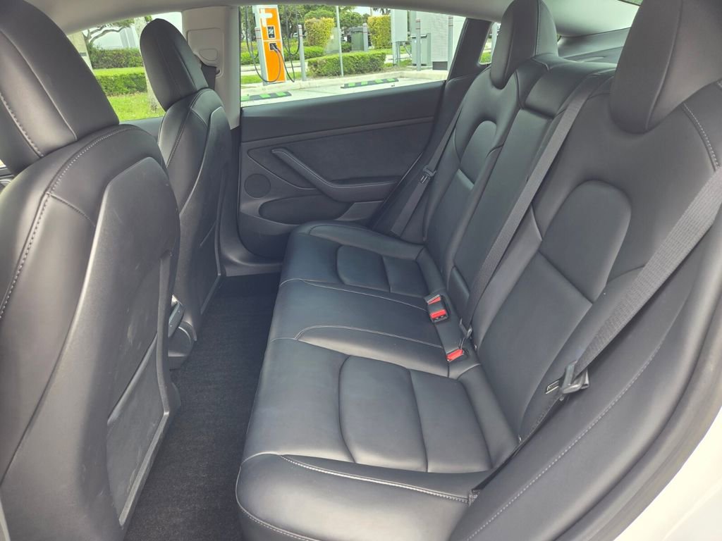 Used 2022 Tesla Model 3 Long Range image 24