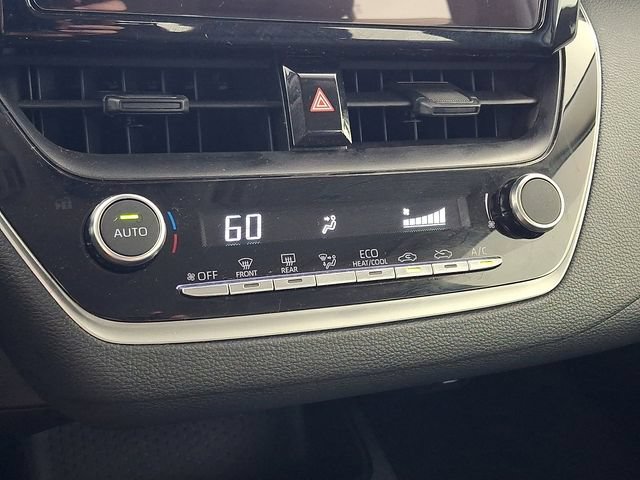 Used 2025 Toyota Corolla LE FWD image 18