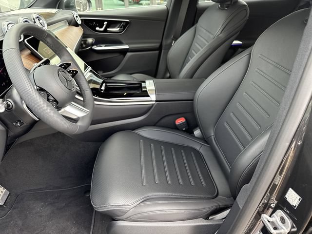 New 2025 Mercedes-Benz GLC 300 4MATIC image 21