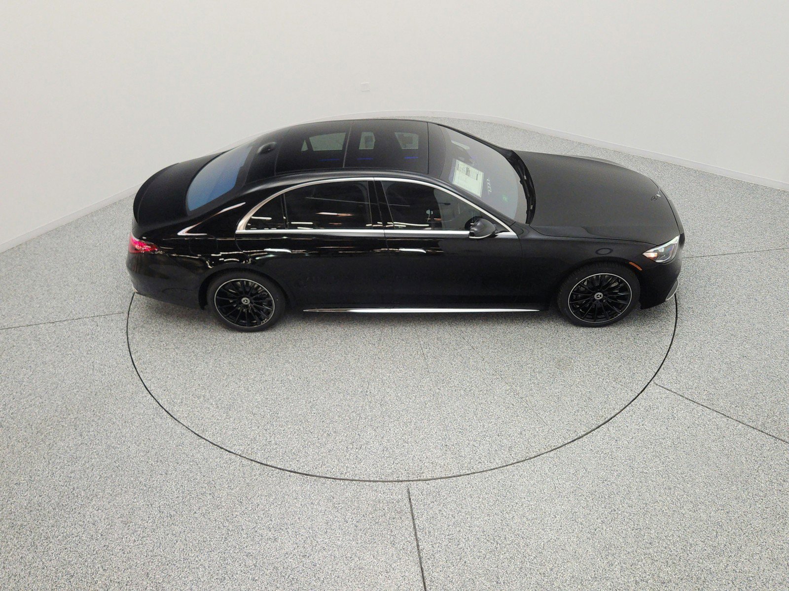 New 2026 Mercedes-Benz S 580e 4MATIC Sedan image 12