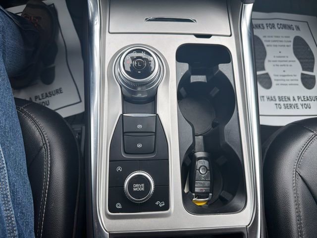 Used 2024 Ford Explorer Limited AWD/4WD image 25