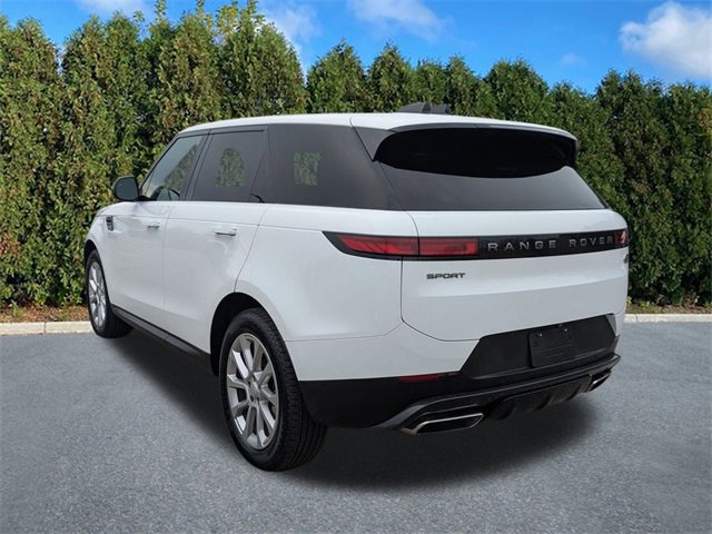 Used 2023 Land Rover Range Rover Sport SE image 6