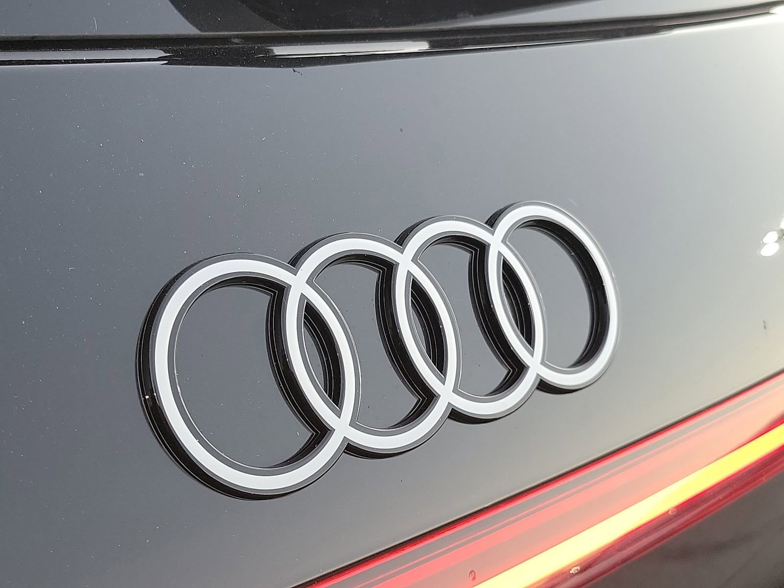 New 2025 Audi Q5 Premium Plus image 7