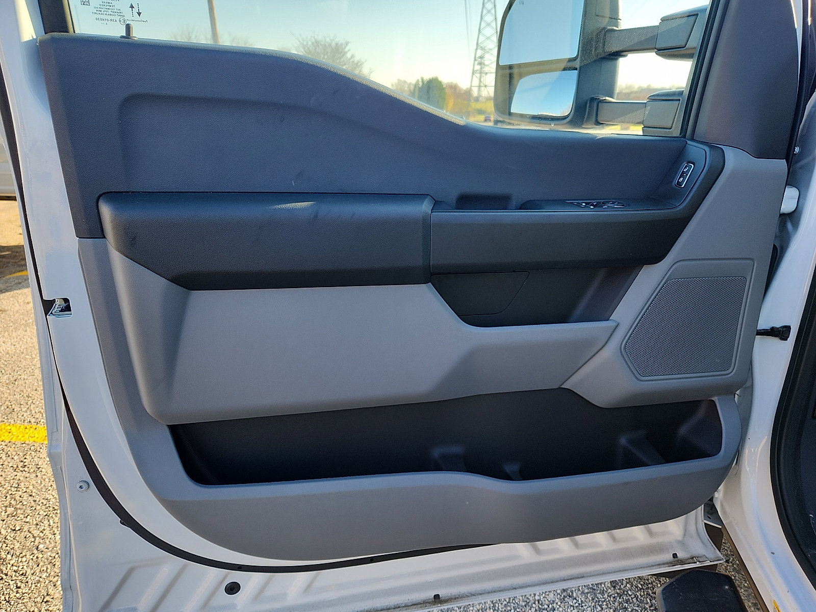 New 2024 Ford F550 4x4 Regular Cab Super Duty image 7