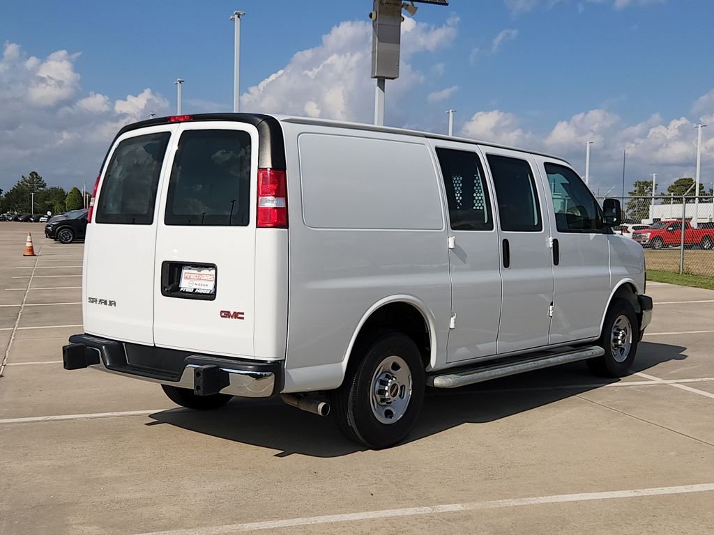Used 2024 GMC Savana 2500 w/ Driver Convenience Package image 5