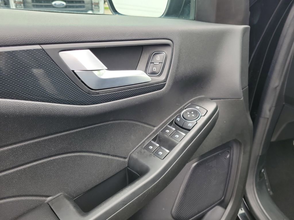 Certified 2023 Ford Escape ST-Line w/ Tech Pack #1 image 20