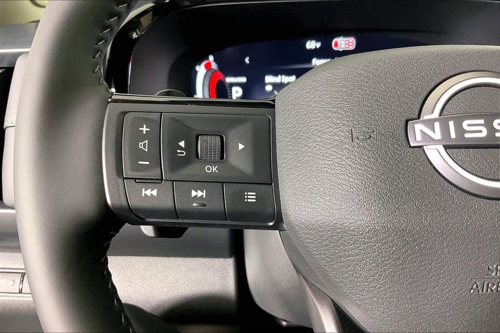 New 2026 Nissan Pathfinder SL image 29