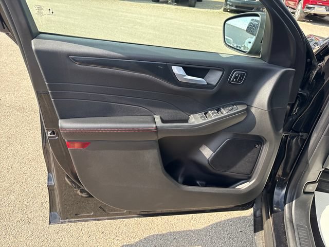 Used 2023 Ford Escape ST-Line Select w/ Tech Pack #2 AWD/4WD image 7