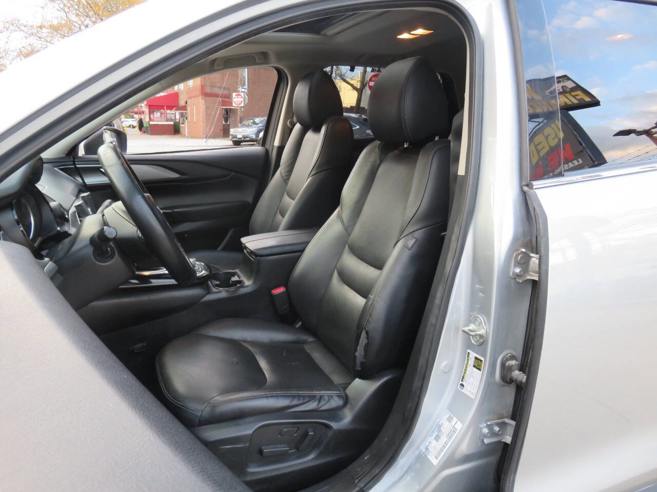 Used 2020 MAZDA CX-9 Touring w/ Touring Premium Package image 9