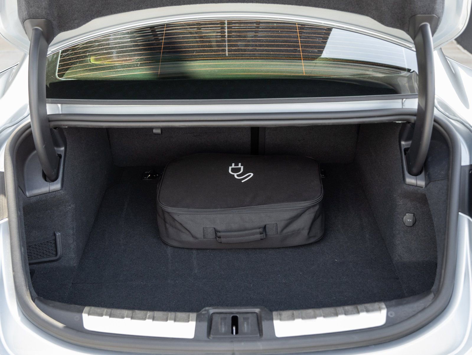 Used 2020 Porsche Taycan 4S image 29