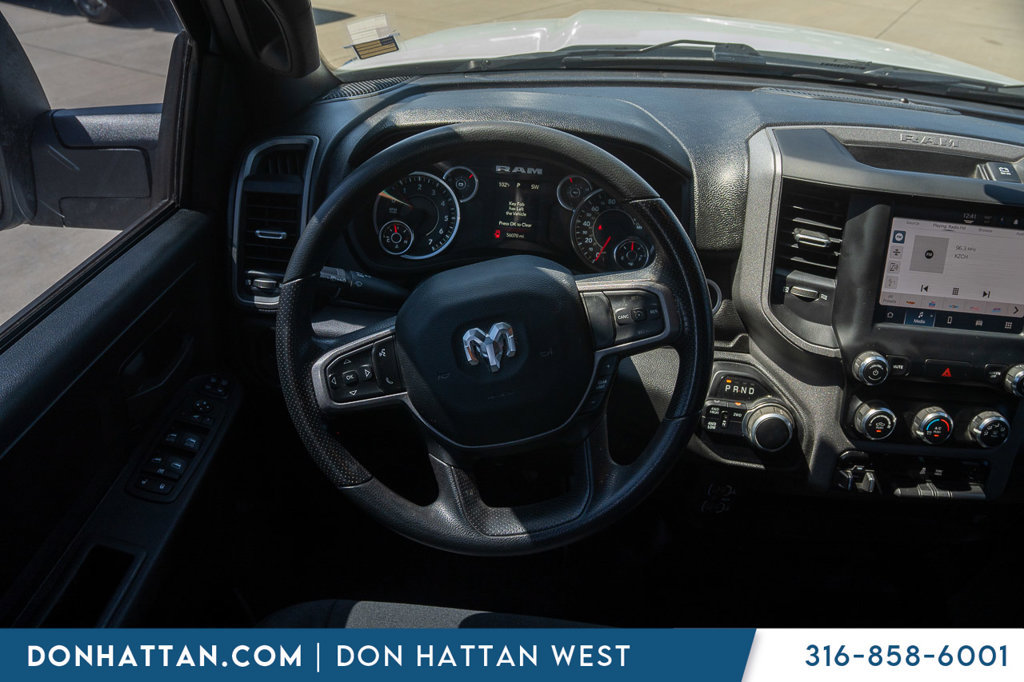Used 2024 RAM 3500 Tradesman w/ Chrome Appearance Group AWD/4WD image 5