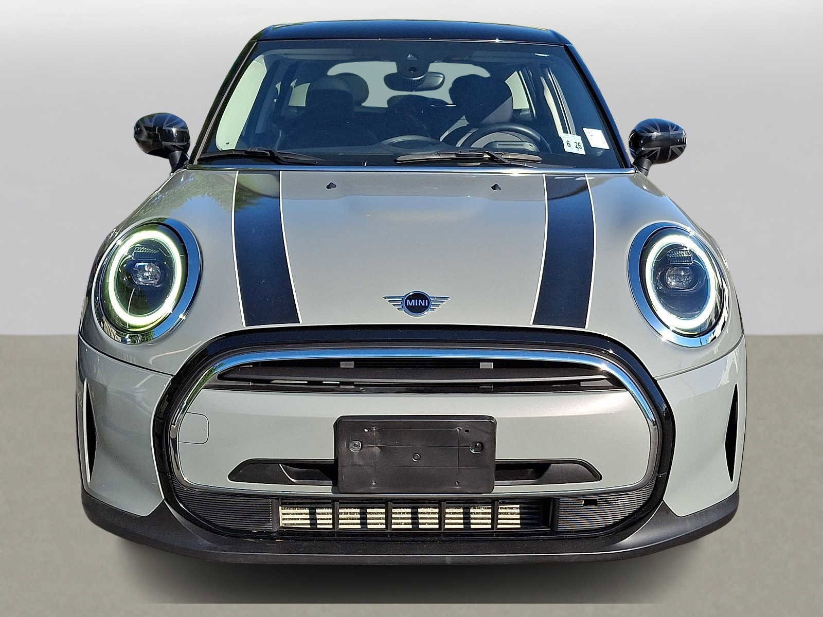 Used 2022 MINI Cooper 4-Door Hardtop FWD image 2