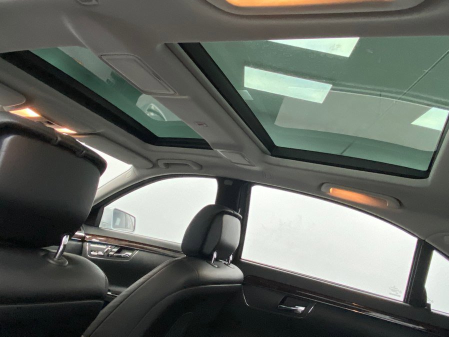 Used 2013 Mercedes-Benz S 550 4MATIC w/ Sport Pkg image 38