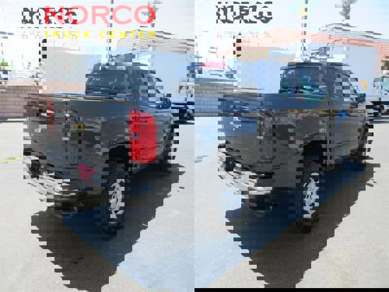 Used 2020 Chevrolet Colorado W/T w/ WT Convenience Package image 3