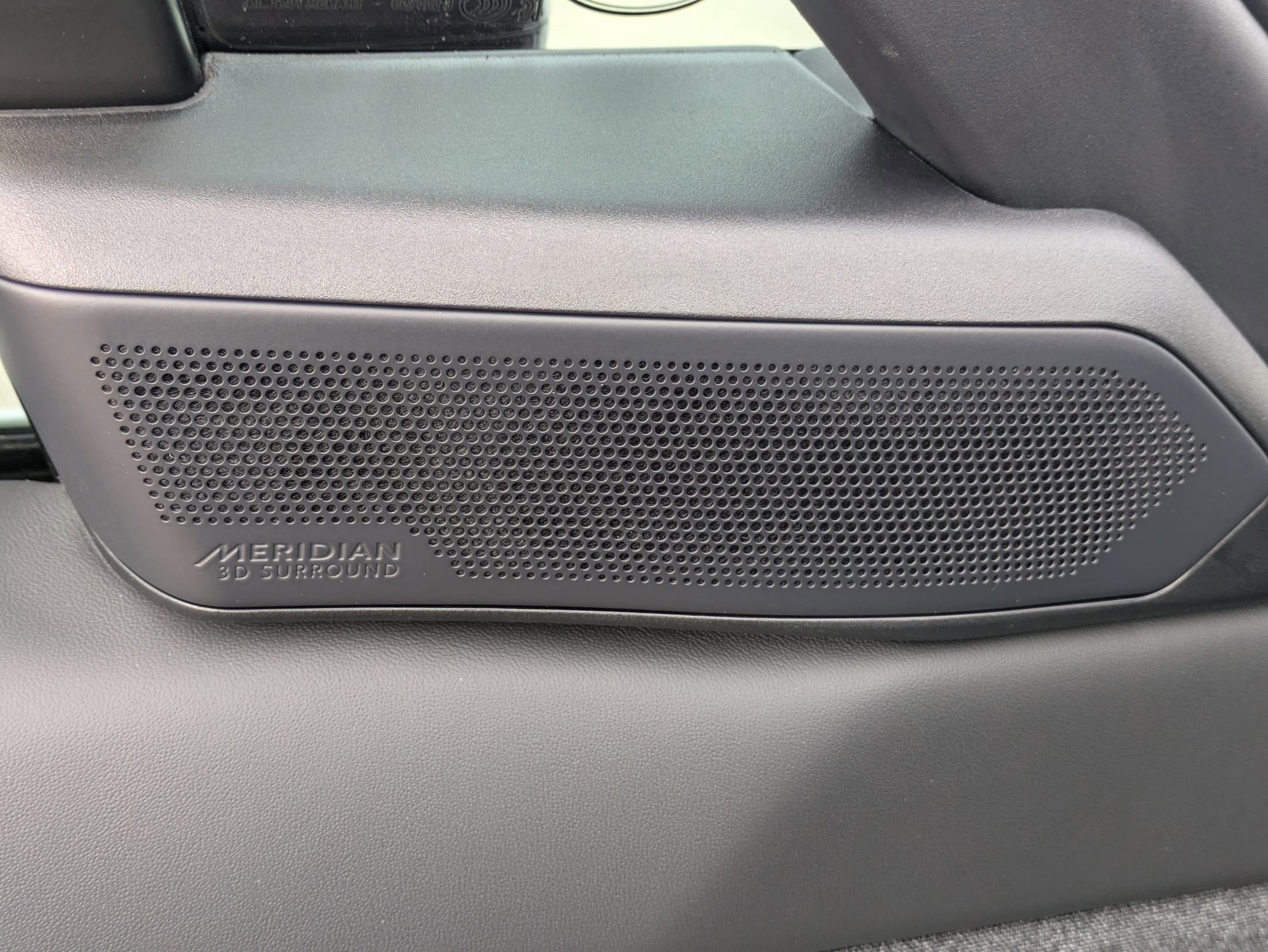 Used 2025 Land Rover Range Rover Sport SE image 22