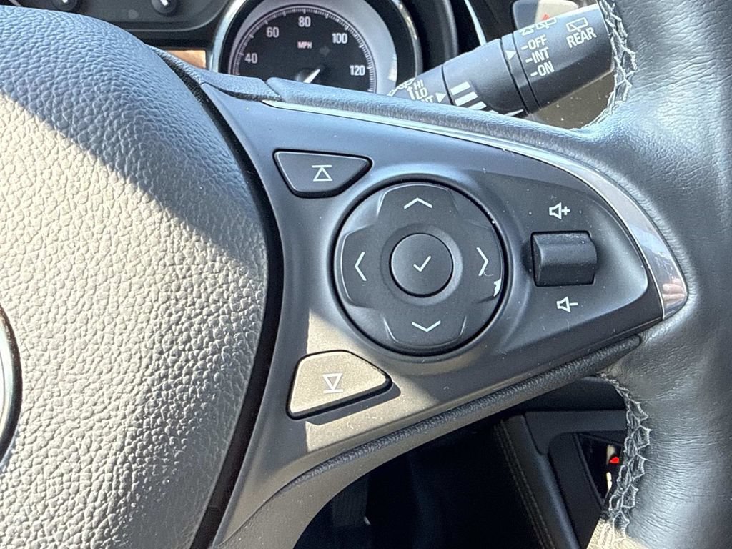 Used 2019 Buick Envision Essence AWD/4WD image 20