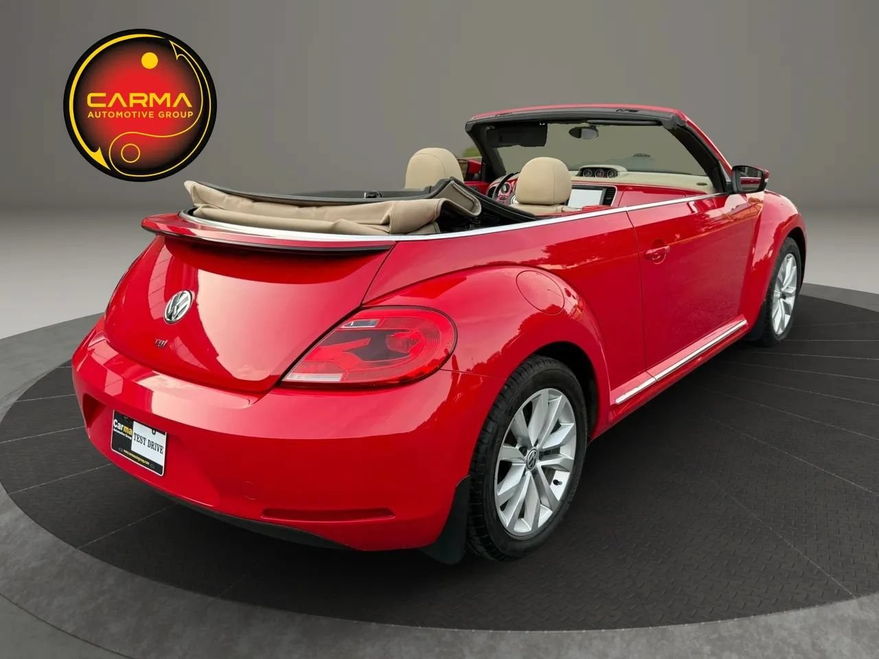 Used 2013 Volkswagen Beetle TDI FWD image 5