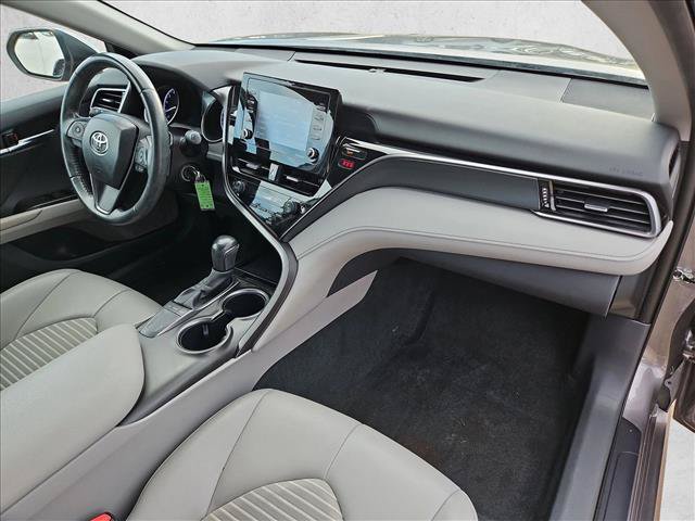 Used 2023 Toyota Camry SE FWD image 21