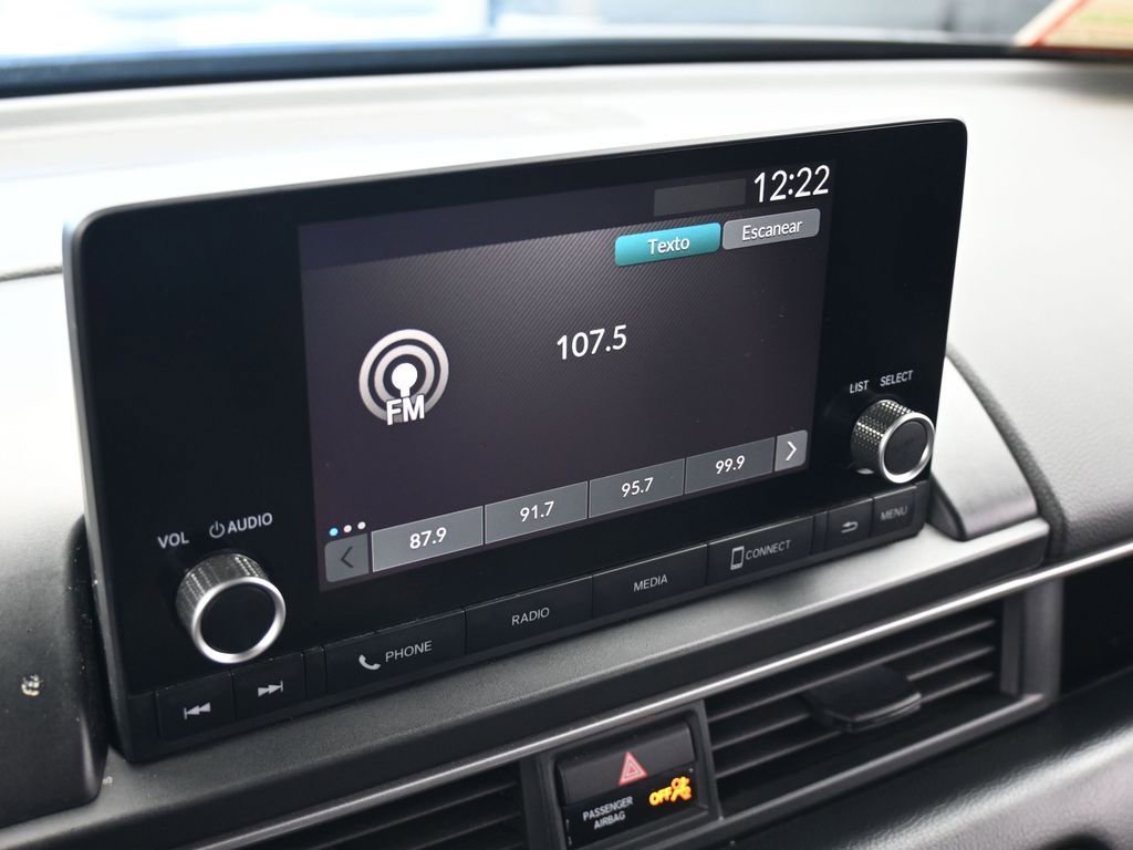 Used 2023 Honda Pilot Sport image 21