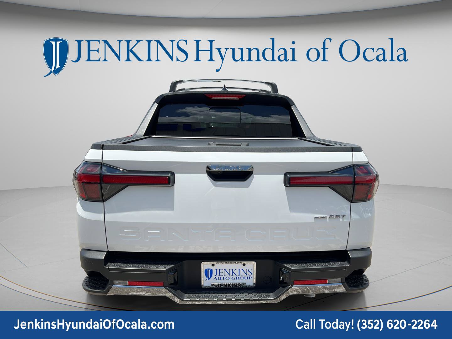 Certified 2025 Hyundai Santa Cruz Limited AWD/4WD image 4