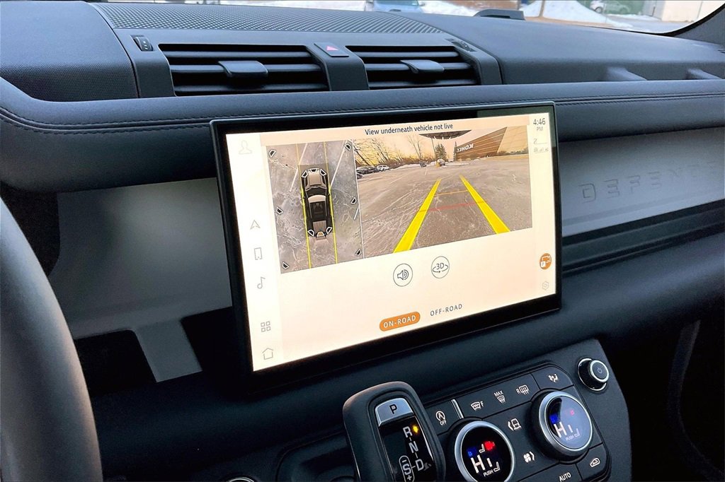 Used 2025 Land Rover Defender 110 S image 13