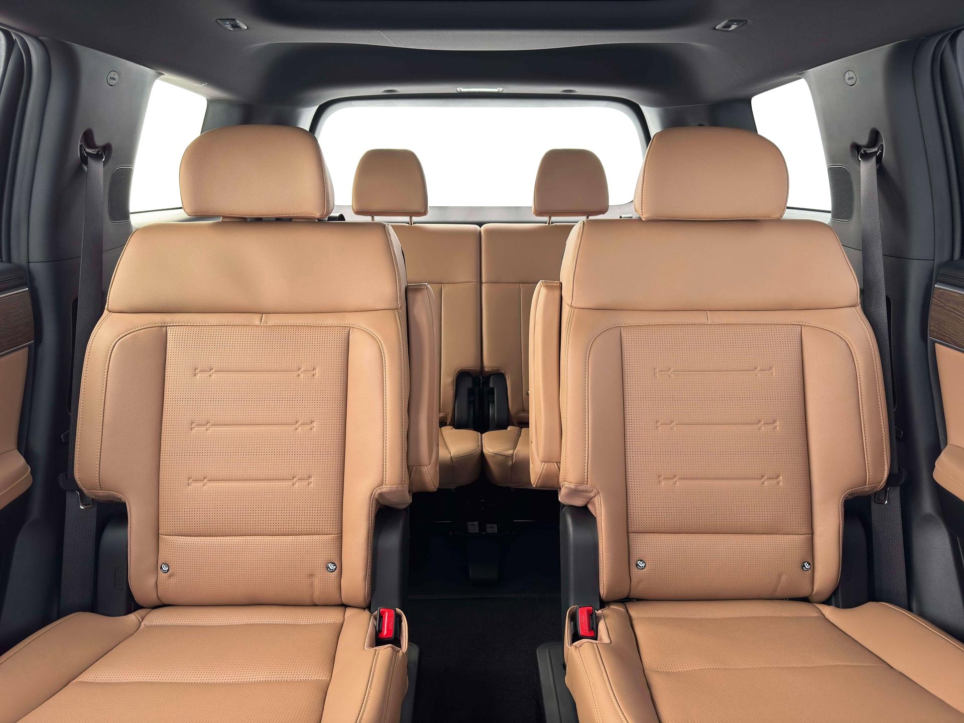 New 2026 Hyundai Santa Fe Limited AWD/4WD image 16