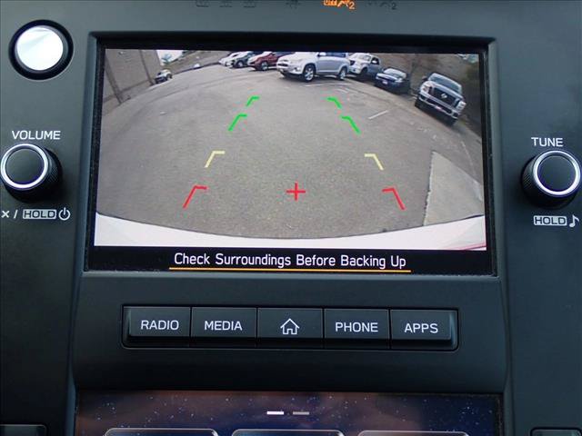 Used 2024 Subaru Outback AWD/4WD image 17