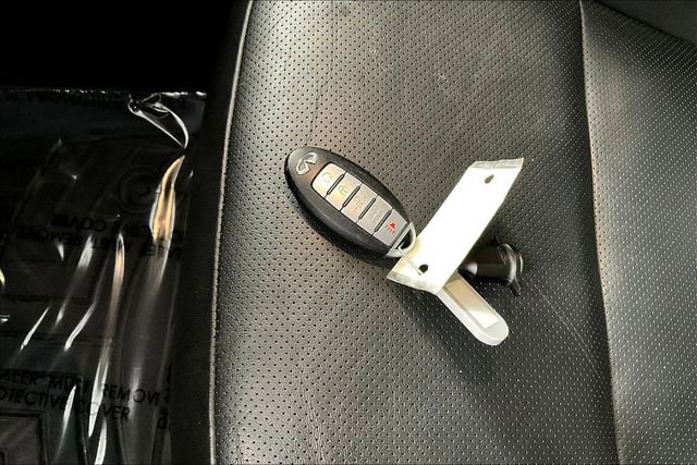 Used 2019 INFINITI QX50 Essential w/ Premium Heat Package image 10