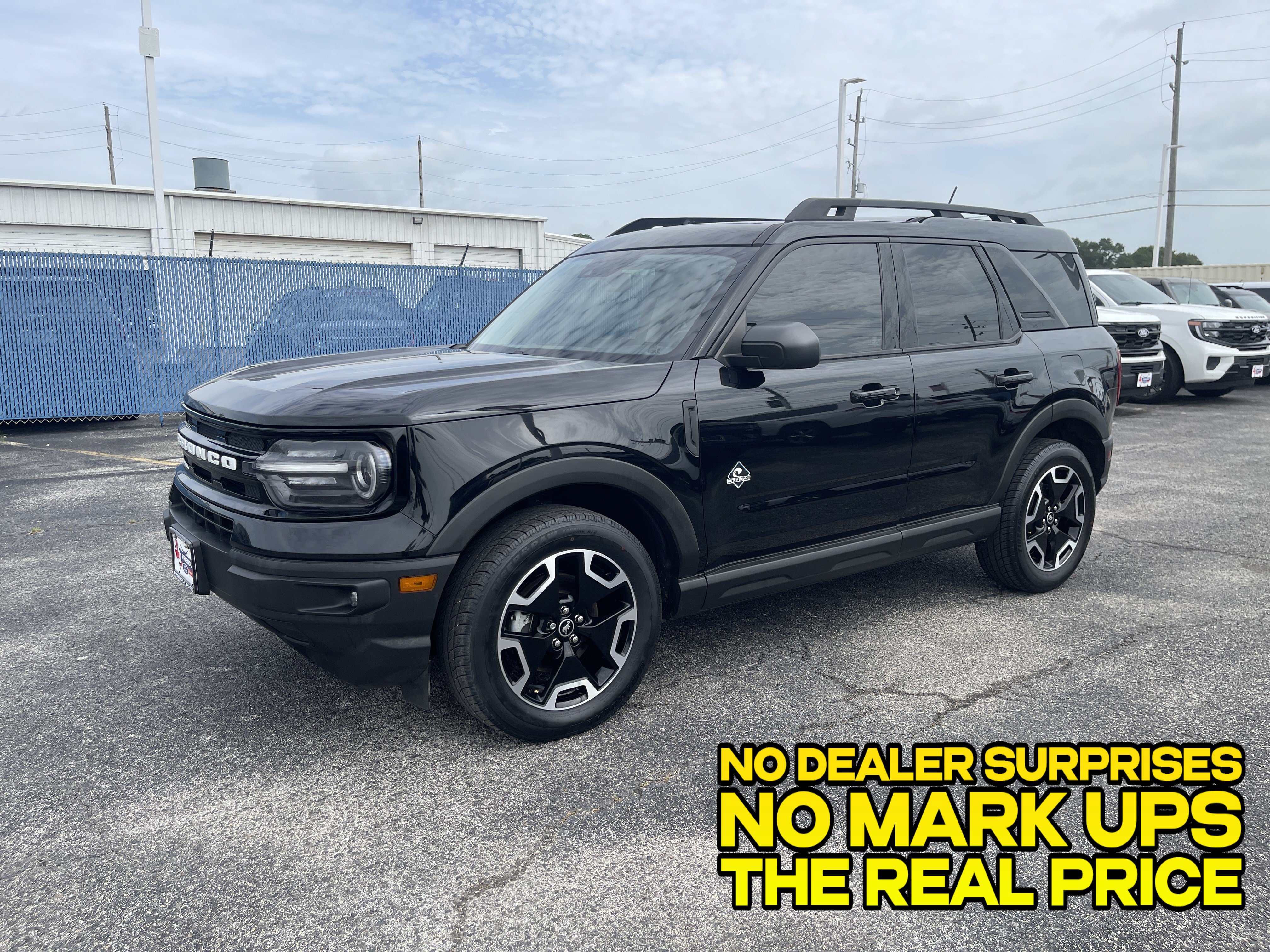 Used 2022 Ford Bronco Sport Outer Banks w/ Tech Package AWD/4WD image 7