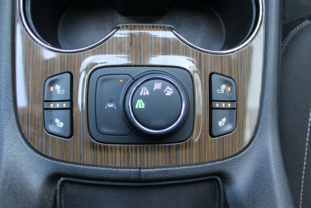 Used 2023 GMC Acadia SLE w/ Driver Convenience Package AWD/4WD image 27