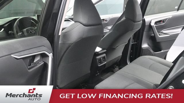 Used 2024 Toyota RAV4 LE AWD/4WD image 11