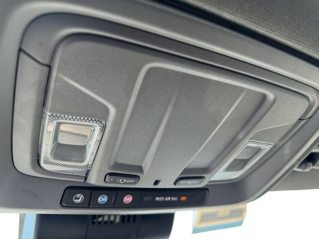 Used 2025 Chevrolet Silverado 1500 W/T RWD image 17