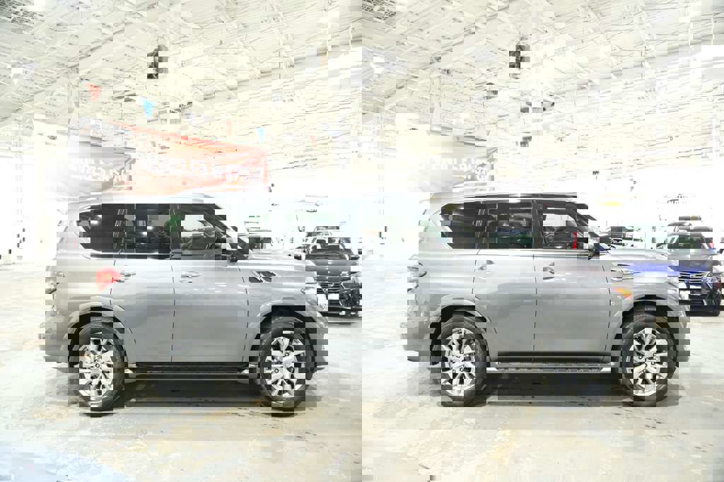 Used 2017 INFINITI QX80 image 14