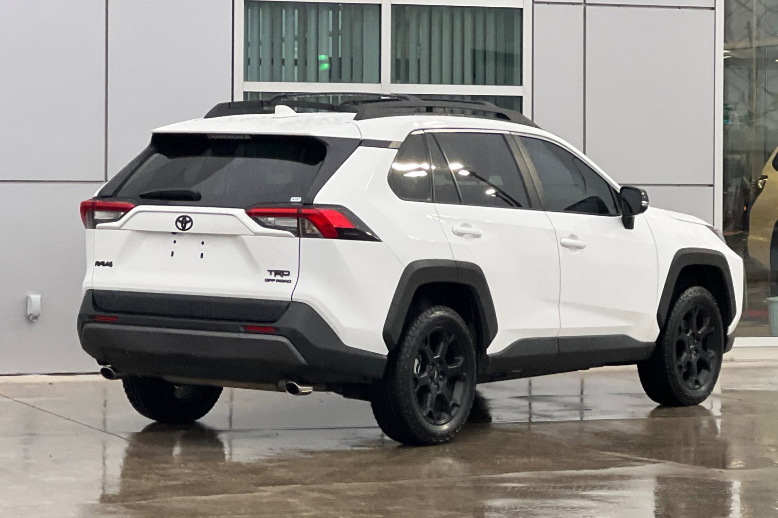 Certified 2022 Toyota RAV4 TRD Off-Road image 4