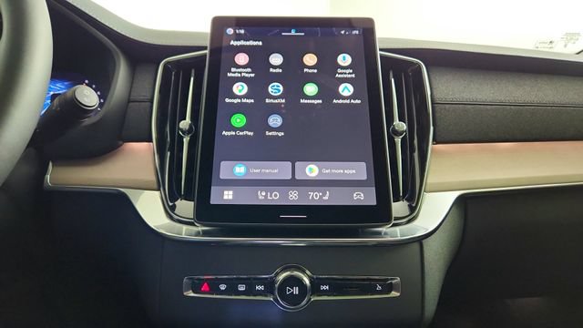 New 2026 Volvo XC90 B6 Plus w/ Protection Package AWD/4WD image 21
